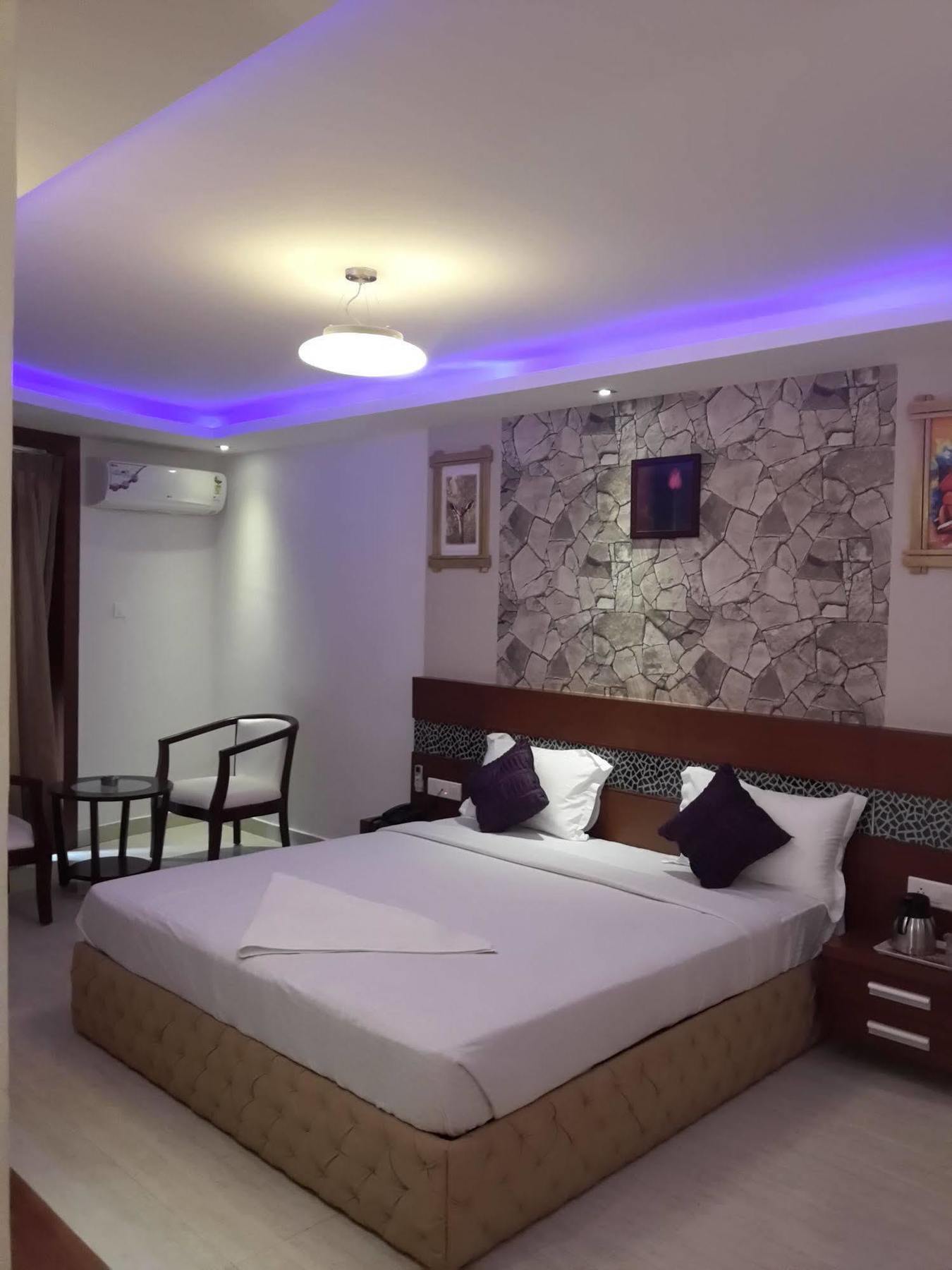 Icon Suites By Bhagini Bengaluru Kültér fotó